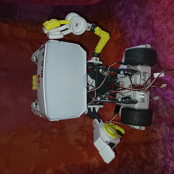 Mecc - Picture 5 of 6